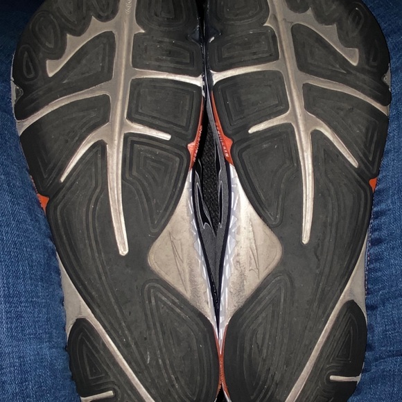 Altra paradigm Running Shoes 4.5 Men’s - Picture 3 of 6
